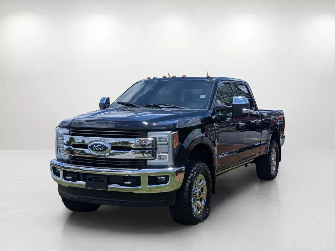 2018 Ford Super Duty F-250 SRW King Ranch (1FT7W2BT1JE) with an Intercooled Turbo Diesel V-8 6.7 L/406 engine, 6-Speed Automatic w/OD transmission, located at 3959 U.S. 80 W, Phenix City, AL, 36870, (334) 297-4885, 32.469296, -85.135185 - 2018 Ford Super Duty F-250 SRW King Ranch - Photo#1