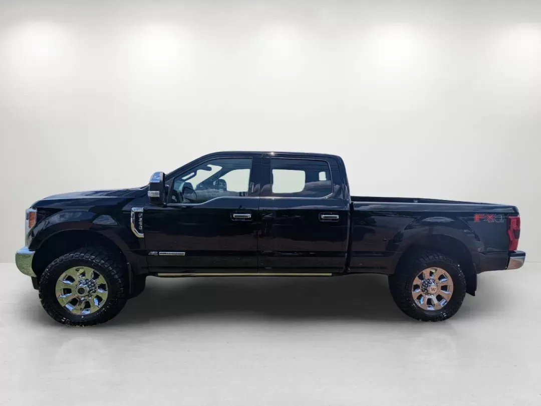 2018 Ford Super Duty F-250 SRW King Ranch (1FT7W2BT1JE) with an Intercooled Turbo Diesel V-8 6.7 L/406 engine, 6-Speed Automatic w/OD transmission, located at 3959 U.S. 80 W, Phenix City, AL, 36870, (334) 297-4885, 32.469296, -85.135185 - 2018 Ford Super Duty F-250 SRW King Ranch - Photo#8