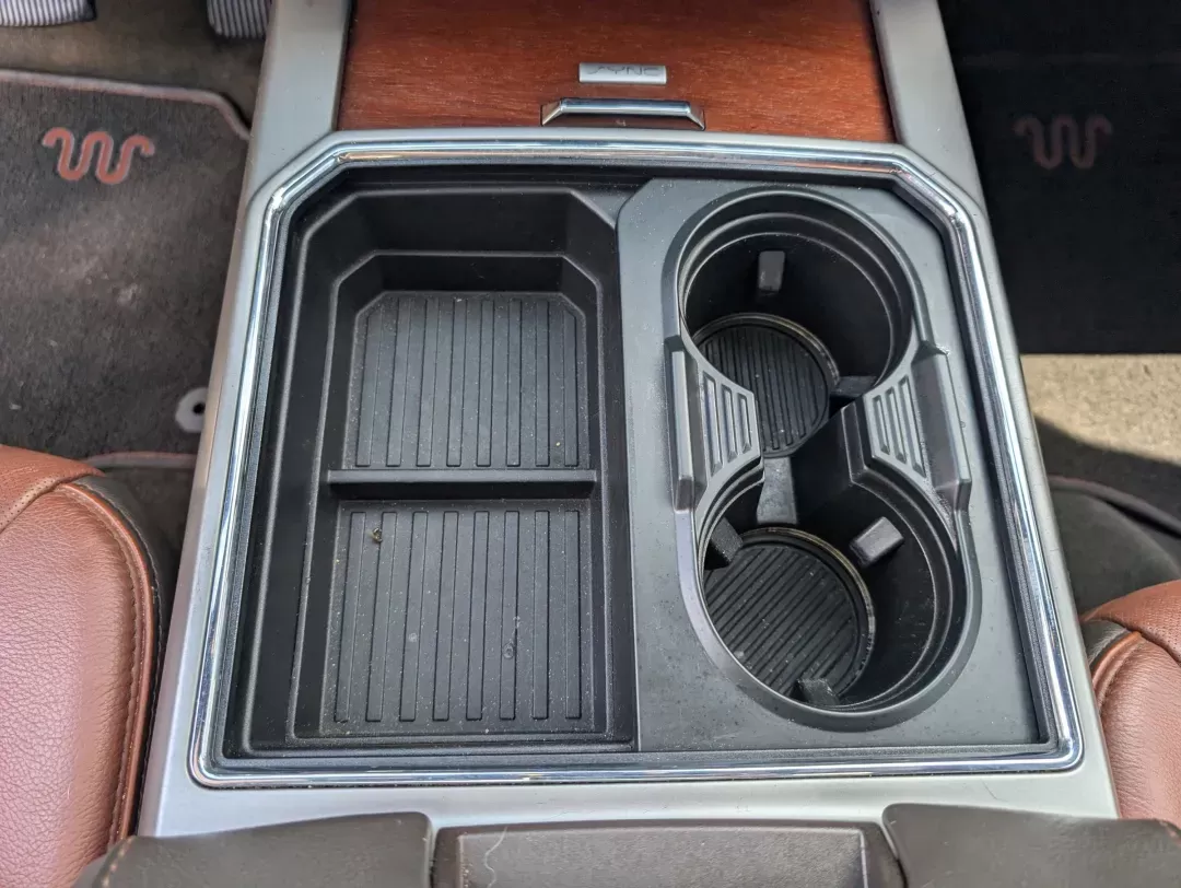 2018 Ford Super Duty F-250 SRW King Ranch (1FT7W2BT1JE) with an Intercooled Turbo Diesel V-8 6.7 L/406 engine, 6-Speed Automatic w/OD transmission, located at 3959 U.S. 80 W, Phenix City, AL, 36870, (334) 297-4885, 32.469296, -85.135185 - 2018 Ford Super Duty F-250 SRW King Ranch - Photo#13