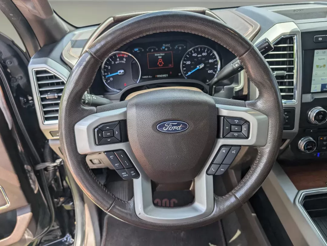 2018 Ford Super Duty F-250 SRW King Ranch (1FT7W2BT1JE) with an Intercooled Turbo Diesel V-8 6.7 L/406 engine, 6-Speed Automatic w/OD transmission, located at 3959 U.S. 80 W, Phenix City, AL, 36870, (334) 297-4885, 32.469296, -85.135185 - 2018 Ford Super Duty F-250 SRW King Ranch - Photo#15