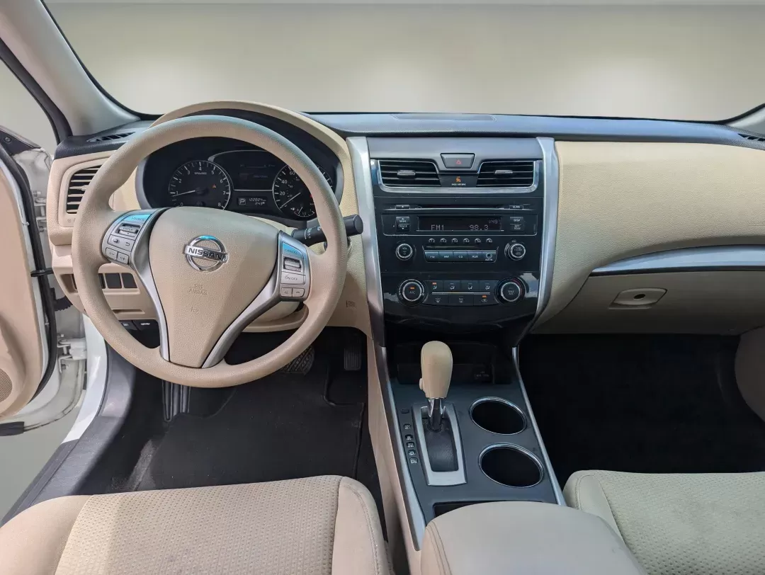 2015 Nissan Altima 2.5 S (1N4AL3AP6FC) with an Regular Unleaded I-4 2.5 L/152 engine, 1-Speed CVT w/OD transmission, located at 3959 U.S. 80 W, Phenix City, AL, 36870, (334) 297-4885, 32.469296, -85.135185 - 2015 Nissan Altima 2.5 S - Photo#11