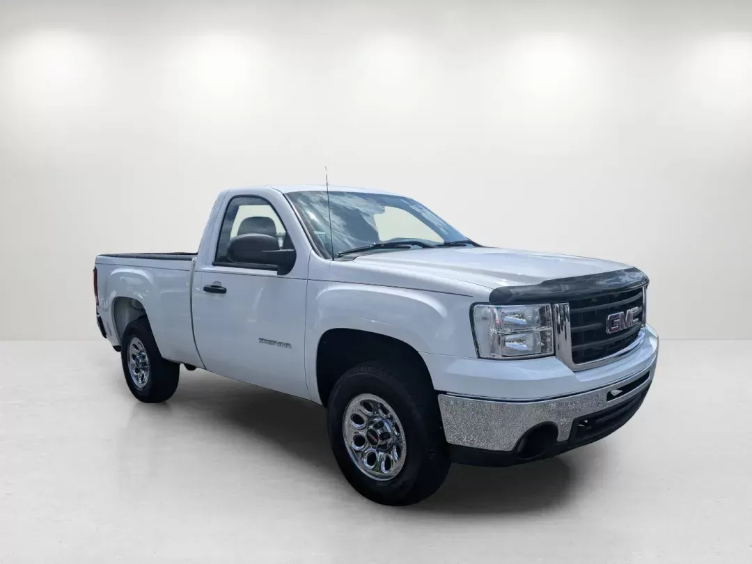2011 /Dark Titanium GMC Sierra 1500 Work Truck (1GTN1TEX8BZ) with an Gas V6 4.3L/262 engine, 4-Speed Automatic transmission, located at 3959 U.S. 80 W, Phenix City, AL, 36870, (334) 297-4885, 32.469296, -85.135185 - 2011 GMC Sierra 1500 Work Truck - Photo#3