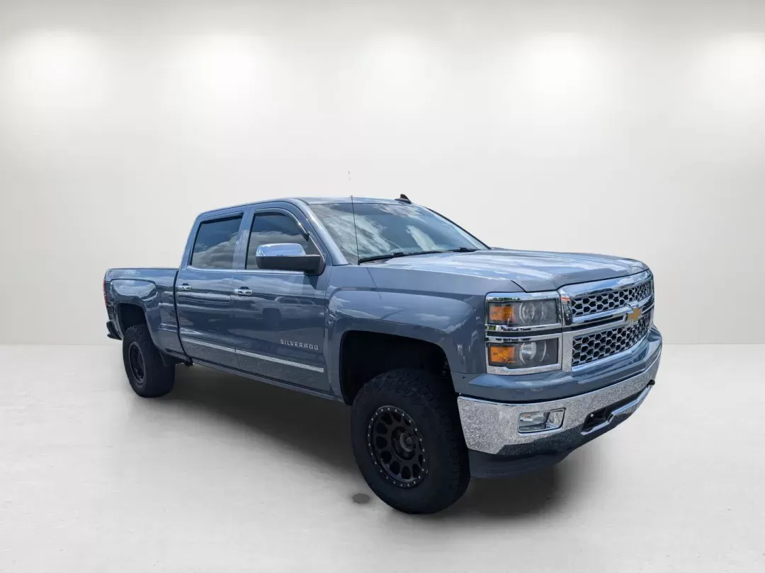 2015 /Jet Black Chevrolet Silverado 1500 LTZ (1GCUKSEC0FF) with an Gas V8 5.3L/325 engine, 6-Speed Automatic transmission, located at 3959 U.S. 80 W, Phenix City, AL, 36870, (334) 297-4885, 32.469296, -85.135185 - 2015 Chevrolet Silverado 1500 LTZ - Photo#3