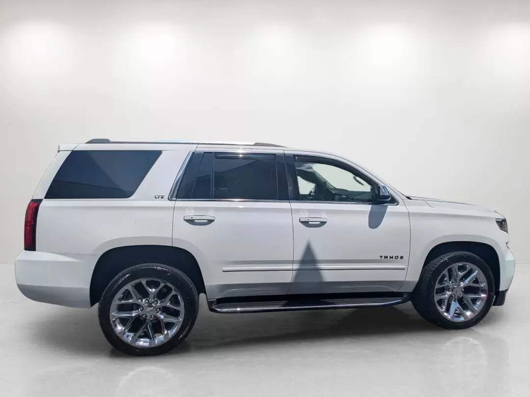 2016 /Cocoa/Dune Chevrolet Tahoe LTZ (1GNSKCKC8GR) with an Gas/Ethanol V8 5.3L/325 engine, 6-Speed Automatic transmission, located at 3959 U.S. 80 W, Phenix City, AL, 36870, (334) 297-4885, 32.469296, -85.135185 - 2016 Chevrolet Tahoe LTZ - Photo#3