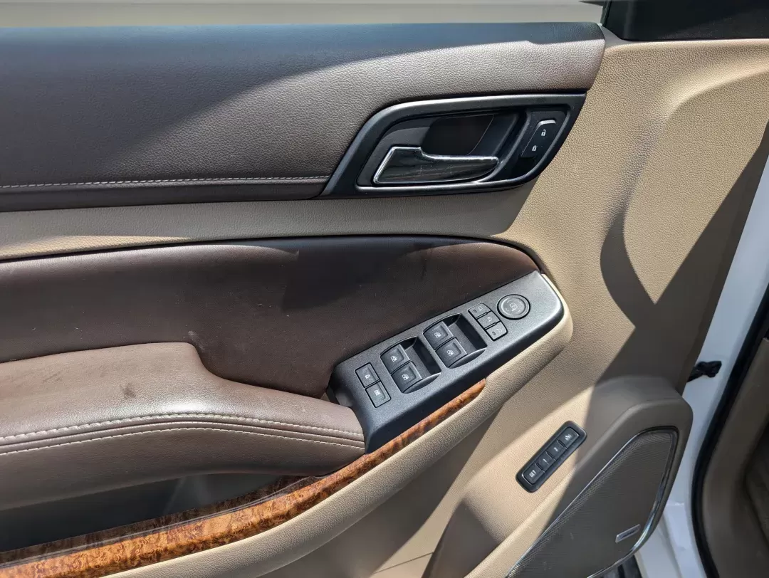 2016 /Cocoa/Dune Chevrolet Tahoe LTZ (1GNSKCKC8GR) with an Gas/Ethanol V8 5.3L/325 engine, 6-Speed Automatic transmission, located at 3959 U.S. 80 W, Phenix City, AL, 36870, (334) 297-4885, 32.469296, -85.135185 - 2016 Chevrolet Tahoe LTZ - Photo#8