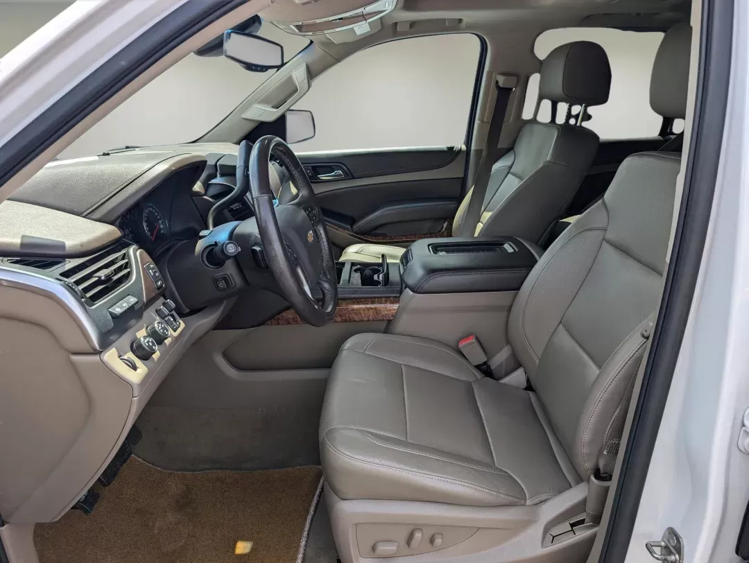 2016 /Cocoa/Dune Chevrolet Tahoe LTZ (1GNSKCKC8GR) with an Gas/Ethanol V8 5.3L/325 engine, 6-Speed Automatic transmission, located at 3959 U.S. 80 W, Phenix City, AL, 36870, (334) 297-4885, 32.469296, -85.135185 - 2016 Chevrolet Tahoe LTZ - Photo#9