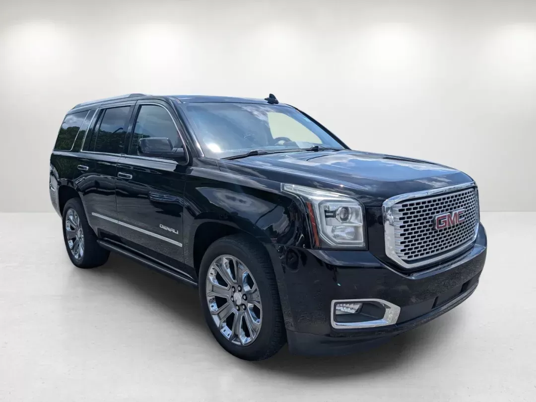 2015 /Jet Black GMC Yukon Denali (1GKS2CKJ7FR) with an Gas V8 6.2L/378 engine, 8-Speed Automatic transmission, located at 3959 U.S. 80 W, Phenix City, AL, 36870, (334) 297-4885, 32.469296, -85.135185 - 2015 GMC Yukon Denali - Photo#2