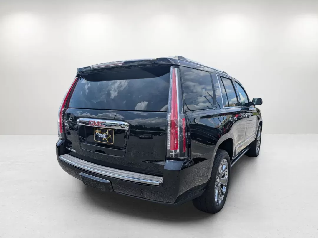 2015 /Jet Black GMC Yukon Denali (1GKS2CKJ7FR) with an Gas V8 6.2L/378 engine, 8-Speed Automatic transmission, located at 3959 U.S. 80 W, Phenix City, AL, 36870, (334) 297-4885, 32.469296, -85.135185 - 2015 GMC Yukon Denali - Photo#4