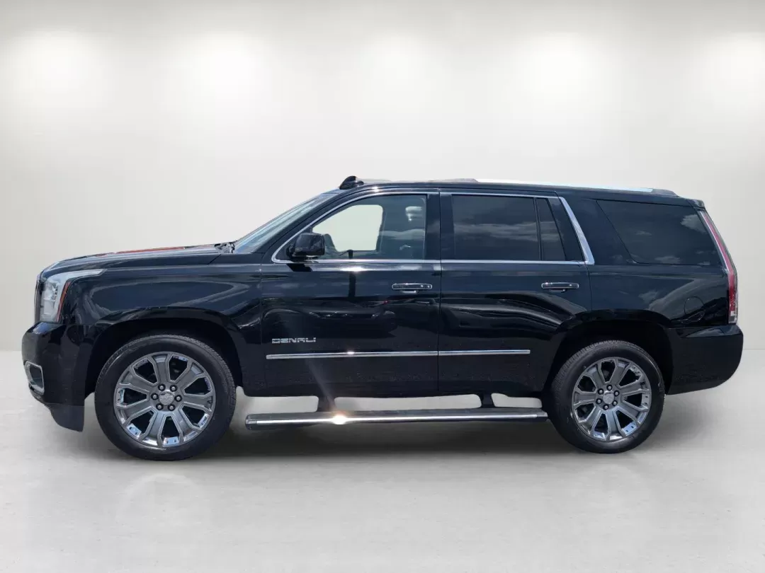 2015 /Jet Black GMC Yukon Denali (1GKS2CKJ7FR) with an Gas V8 6.2L/378 engine, 8-Speed Automatic transmission, located at 3959 U.S. 80 W, Phenix City, AL, 36870, (334) 297-4885, 32.469296, -85.135185 - 2015 GMC Yukon Denali - Photo#7