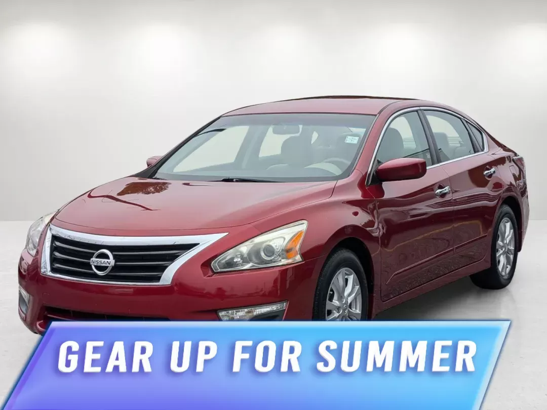 2015 /Beige Nissan Altima 2.5 S (1N4AL3AP4FC) with an Regular Unleaded I-4 2.5 L/152 engine, 1-Speed CVT w/OD transmission, located at 3959 U.S. 80 W, Phenix City, AL, 36870, (334) 297-4885, 32.469296, -85.135185 - 2015 Nissan Altima 2.5 S - Photo#0