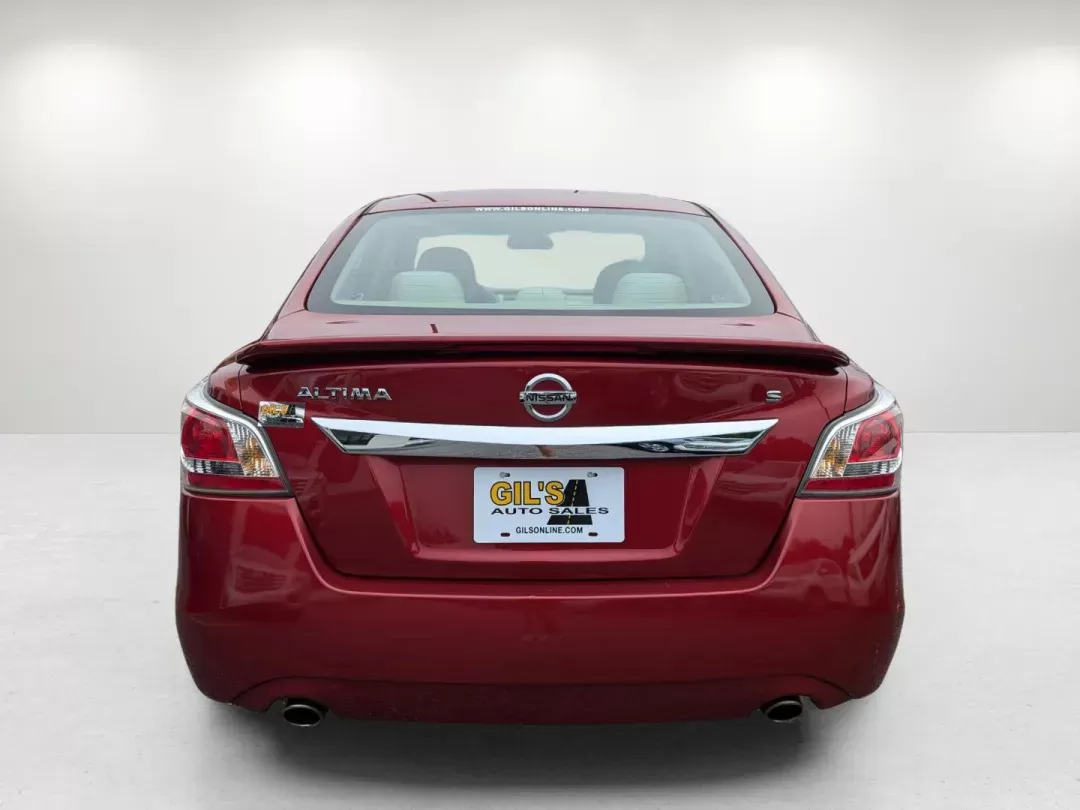2015 /Beige Nissan Altima 2.5 S (1N4AL3AP4FC) with an Regular Unleaded I-4 2.5 L/152 engine, 1-Speed CVT w/OD transmission, located at 3959 U.S. 80 W, Phenix City, AL, 36870, (334) 297-4885, 32.469296, -85.135185 - 2015 Nissan Altima 2.5 S - Photo#5