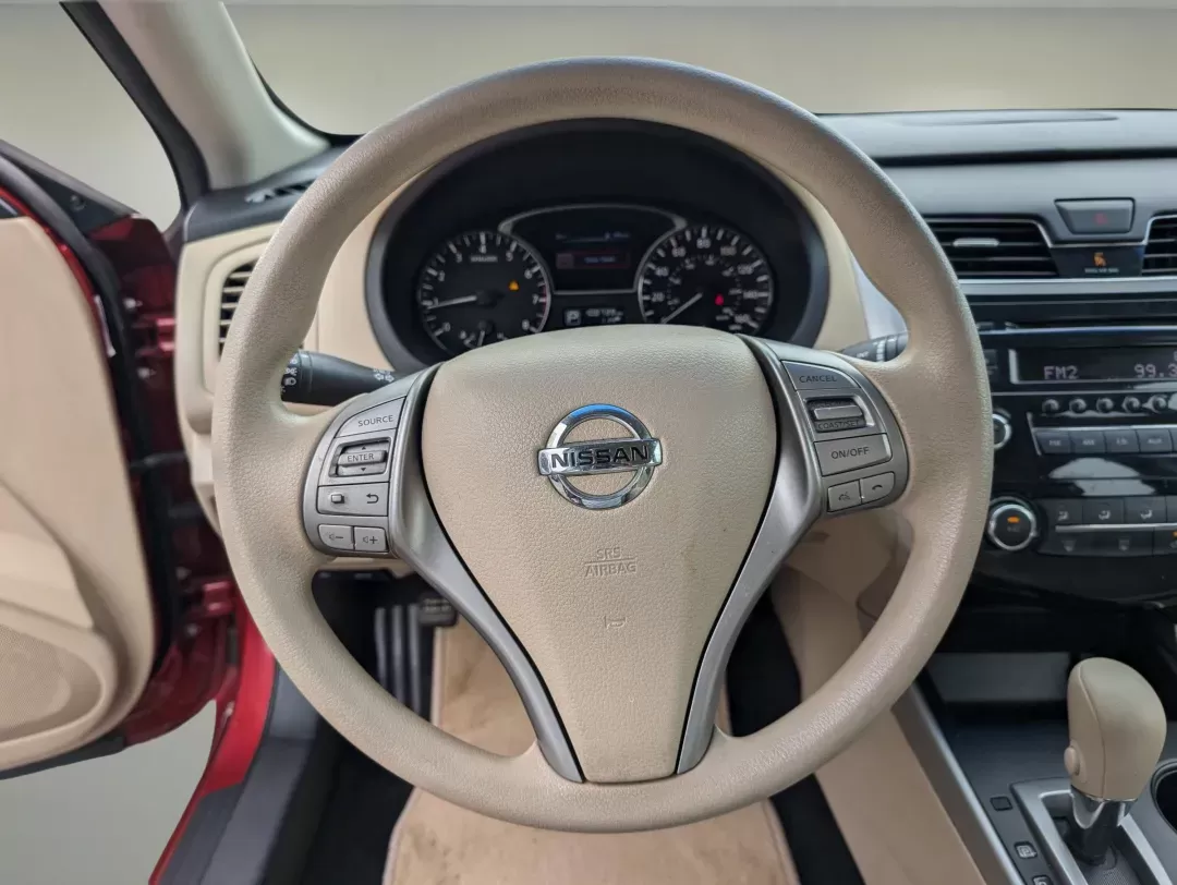 2015 /Beige Nissan Altima 2.5 S (1N4AL3AP4FC) with an Regular Unleaded I-4 2.5 L/152 engine, 1-Speed CVT w/OD transmission, located at 3959 U.S. 80 W, Phenix City, AL, 36870, (334) 297-4885, 32.469296, -85.135185 - 2015 Nissan Altima 2.5 S - Photo#15