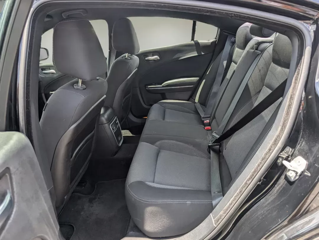 2015 /Black Dodge Charger SE (2C3CDXBG0FH) with an Regular Unleaded V-6 3.6 L/220 engine, 8-Speed Automatic w/OD transmission, located at 3959 U.S. 80 W, Phenix City, AL, 36870, (334) 297-4885, 32.469296, -85.135185 - 2015 Dodge Charger SE - Photo#10