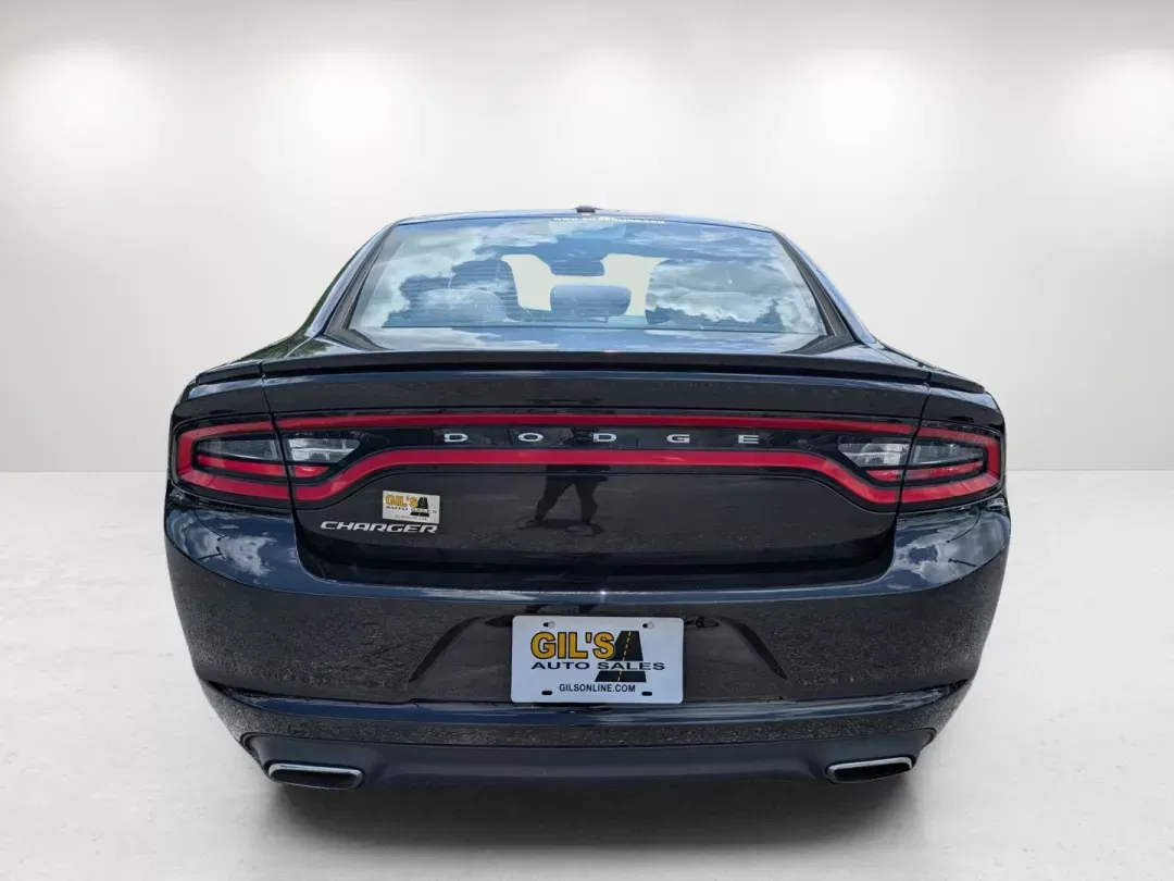 2015 /Black Dodge Charger SE (2C3CDXBG0FH) with an Regular Unleaded V-6 3.6 L/220 engine, 8-Speed Automatic w/OD transmission, located at 5115 14th Ave., Columbus, GA, 31904, (706) 323-0345, 32.511494, -84.971046 - 2015 Dodge Charger SE - Photo#5