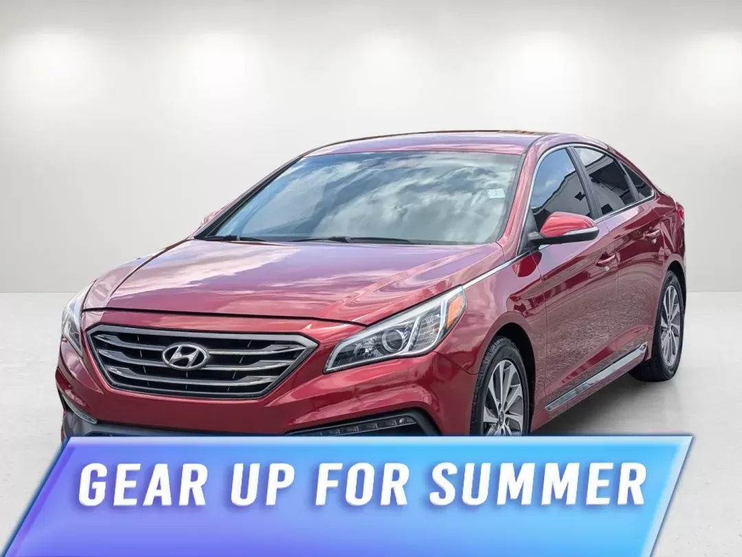 2015 /Gray Hyundai Sonata 2.4L Sport (5NPE34AF2FH) with an Regular Unleaded I-4 2.4 L/144 engine, 6-Speed Automatic w/OD transmission, located at 3959 U.S. 80 W, Phenix City, AL, 36870, (334) 297-4885, 32.469296, -85.135185 - 2015 Hyundai Sonata 2.4L Sport - Photo#0