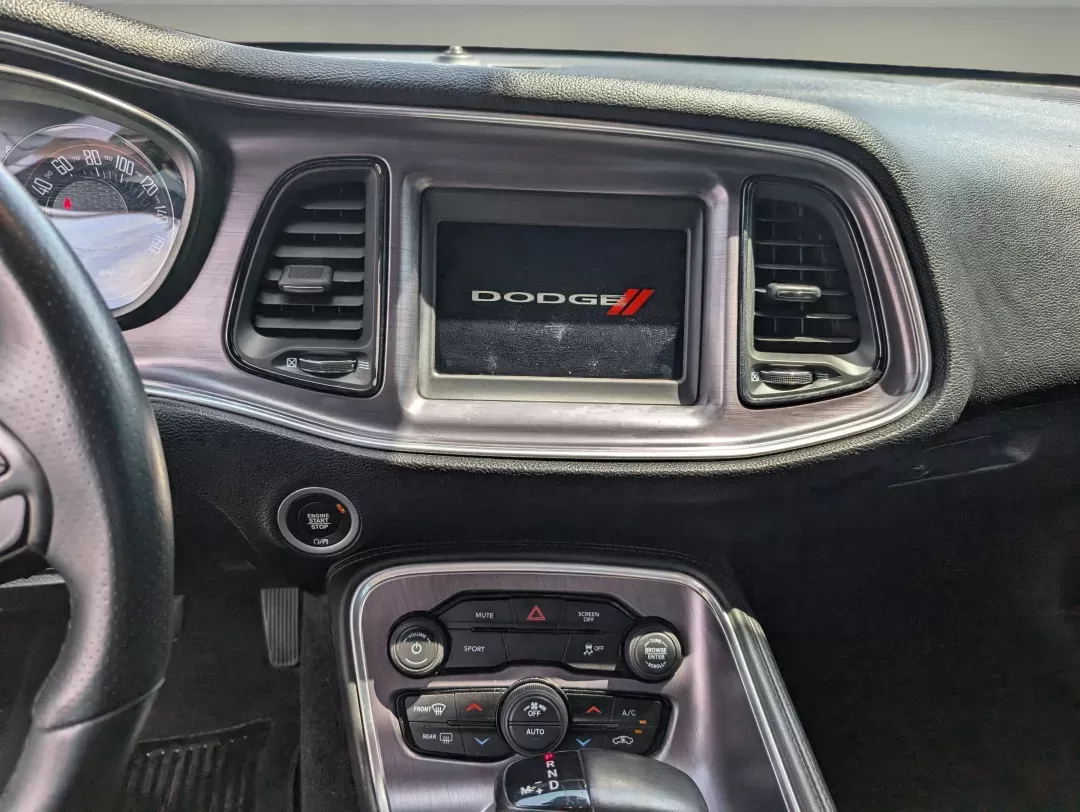 2018 /Black Dodge Challenger R/T (2C3CDZBT4JH) with an Regular Unleaded V-8 5.7 L/345 engine, 8-Speed Automatic w/OD transmission, located at 3959 U.S. 80 W, Phenix City, AL, 36870, (334) 297-4885, 32.469296, -85.135185 - 2018 Dodge Challenger R/T - Photo#13