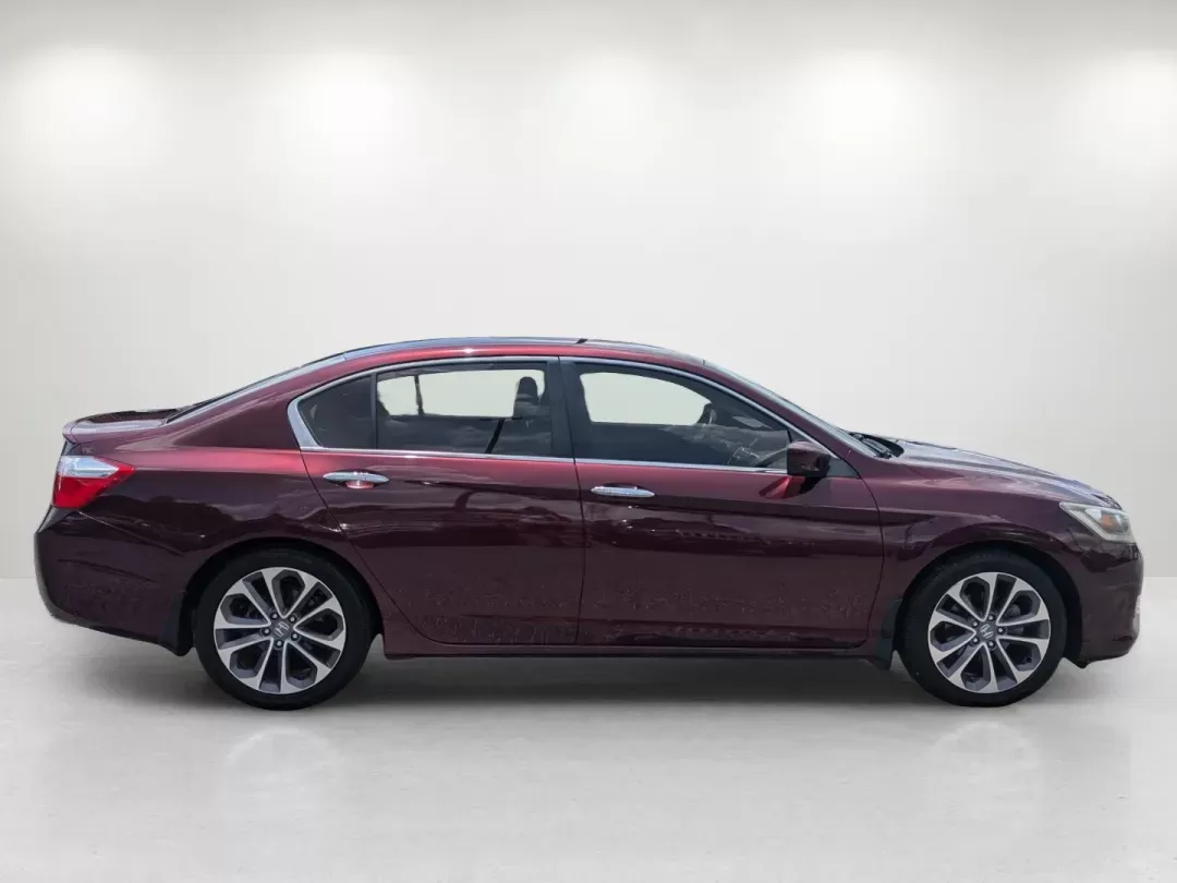 2015 Honda Accord Sedan Sport (1HGCR2F56FA) with an Regular Unleaded I-4 2.4 L/144 engine, 1-Speed CVT w/OD transmission, located at 5115 14th Ave., Columbus, GA, 31904, (706) 323-0345, 32.511494, -84.971046 - 2015 Honda Accord Sedan Sport - Photo#3