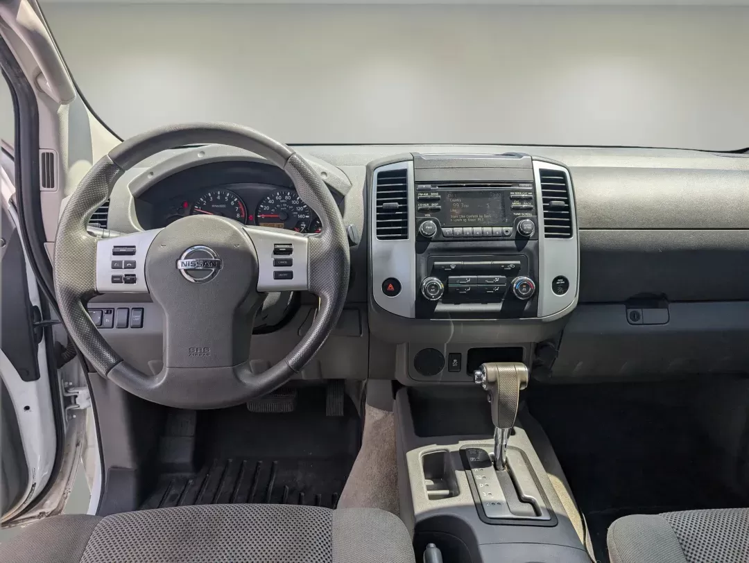 2014 /Steel Nissan Frontier SV (1N6AD0ER9EN) with an Regular Unleaded V-6 4.0 L/241 engine, 5-Speed Automatic w/OD transmission, located at 3959 U.S. 80 W, Phenix City, AL, 36870, (334) 297-4885, 32.469296, -85.135185 - 2014 Nissan Frontier SV - Photo#11