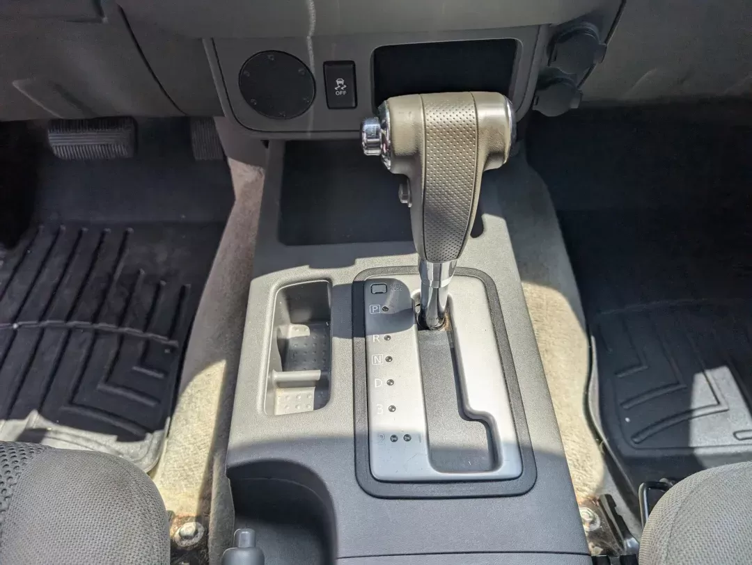 2014 /Steel Nissan Frontier SV (1N6AD0ER9EN) with an Regular Unleaded V-6 4.0 L/241 engine, 5-Speed Automatic w/OD transmission, located at 3959 U.S. 80 W, Phenix City, AL, 36870, (334) 297-4885, 32.469296, -85.135185 - 2014 Nissan Frontier SV - Photo#13