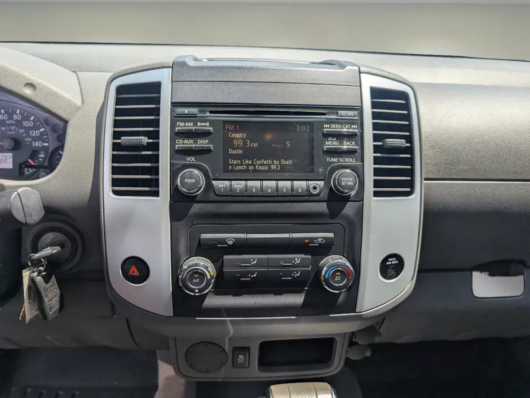 2014 /Steel Nissan Frontier SV (1N6AD0ER9EN) with an Regular Unleaded V-6 4.0 L/241 engine, 5-Speed Automatic w/OD transmission, located at 3959 U.S. 80 W, Phenix City, AL, 36870, (334) 297-4885, 32.469296, -85.135185 - 2014 Nissan Frontier SV - Photo#14