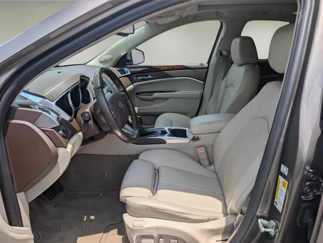 2012 /Shale w/Brownstone accents Cadillac SRX Luxury Collection (3GYFNAE32CS) with an Gas/Ethanol V6 3.6L/217 engine, 6-Speed Automatic w/Manual Shift transmission, located at 3959 U.S. 80 W, Phenix City, AL, 36870, (334) 297-4885, 32.469296, -85.135185 - 2012 Cadillac SRX Luxury Collection - Photo#9