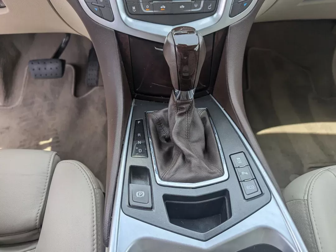 2012 /Shale w/Brownstone accents Cadillac SRX Luxury Collection (3GYFNAE32CS) with an Gas/Ethanol V6 3.6L/217 engine, 6-Speed Automatic w/Manual Shift transmission, located at 3959 U.S. 80 W, Phenix City, AL, 36870, (334) 297-4885, 32.469296, -85.135185 - 2012 Cadillac SRX Luxury Collection - Photo#13