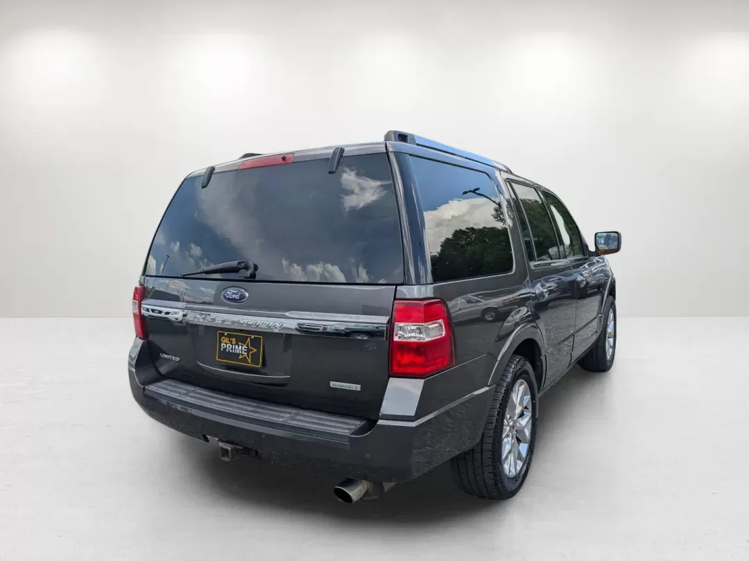 2017 Ford Expedition Limited (1FMJU1KT5HE) with an Twin Turbo Regular Unleaded V-6 3.5 L/213 engine, 6-Speed Automatic w/OD transmission, located at 3959 U.S. 80 W, Phenix City, AL, 36870, (334) 297-4885, 32.469296, -85.135185 - 2017 Ford Expedition Limited - Photo#4