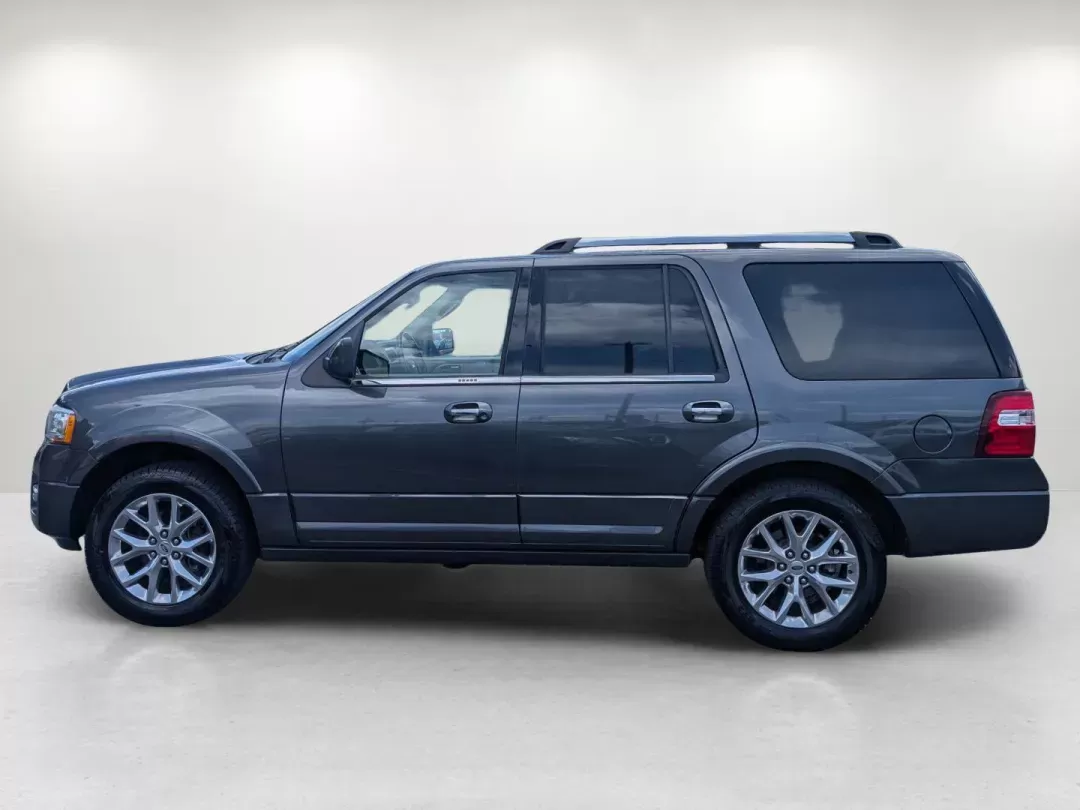 2017 Ford Expedition Limited (1FMJU1KT5HE) with an Twin Turbo Regular Unleaded V-6 3.5 L/213 engine, 6-Speed Automatic w/OD transmission, located at 3959 U.S. 80 W, Phenix City, AL, 36870, (334) 297-4885, 32.469296, -85.135185 - 2017 Ford Expedition Limited - Photo#7