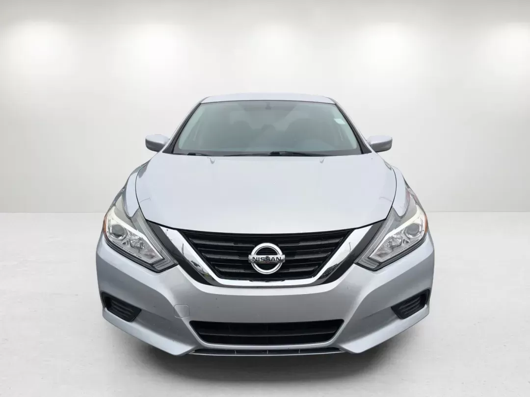 2017 /Charcoal Nissan Altima 2.5 S (1N4AL3AP3HN) with an Regular Unleaded I-4 2.5 L/152 engine, 1-Speed CVT w/OD transmission, located at 3959 U.S. 80 W, Phenix City, AL, 36870, (334) 297-4885, 32.469296, -85.135185 - 2017 Nissan Altima 2.5 S - Photo#1