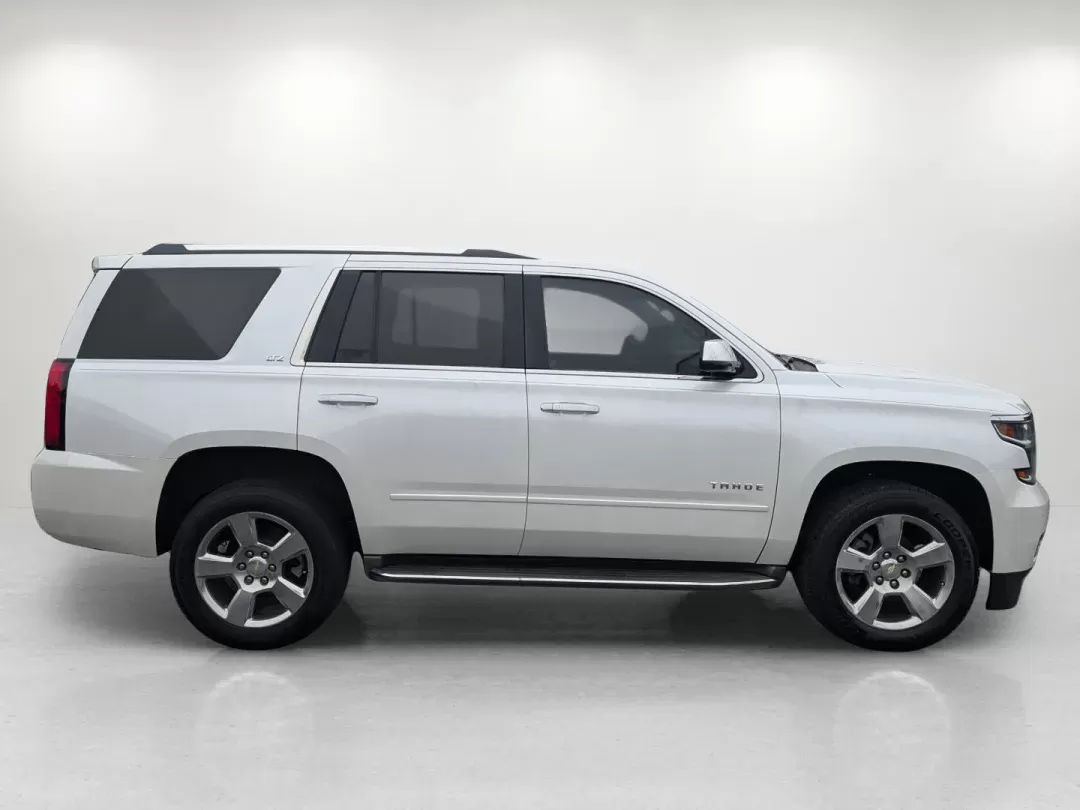 2016 /Jet Black Chevrolet Tahoe LTZ (1GNSCCKC7GR) with an Gas/Ethanol V8 5.3L/325 engine, 6-Speed Automatic transmission, located at 3959 U.S. 80 W, Phenix City, AL, 36870, (334) 297-4885, 32.469296, -85.135185 - 2016 Chevrolet Tahoe LTZ - Photo#3