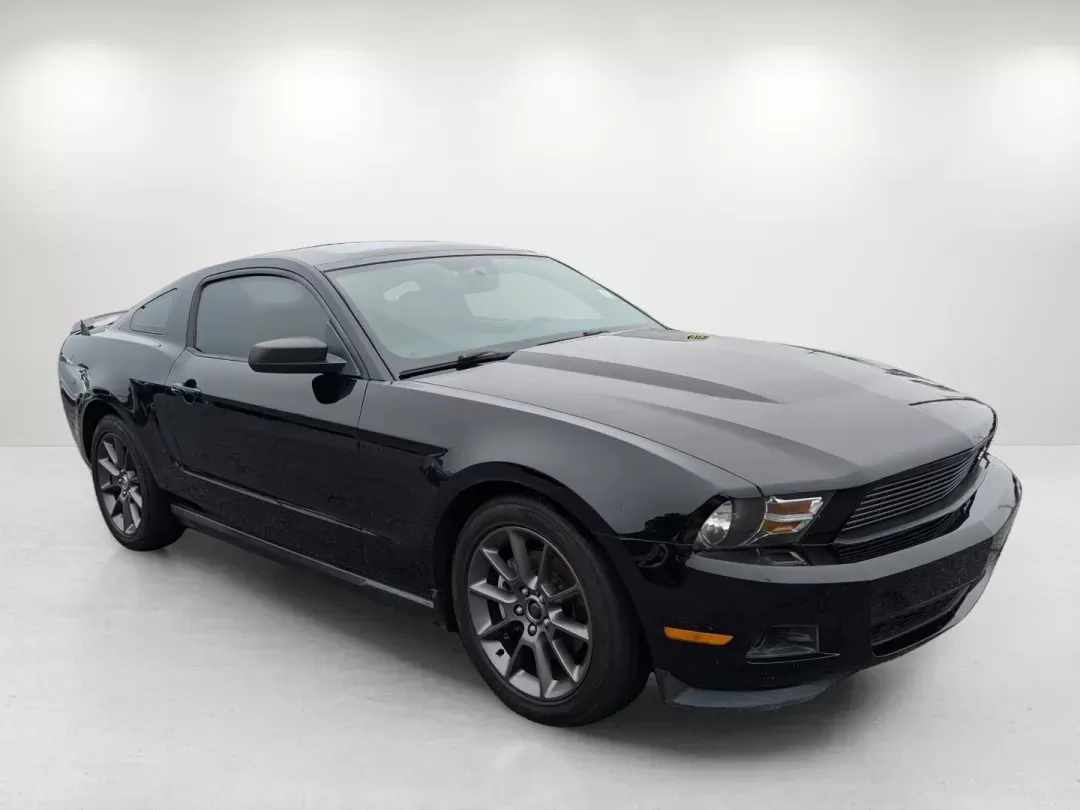 2012 Ford Mustang V6 Premium (1ZVBP8AM7C5) with an Gas V6 3.7L/227 engine, located at 5115 14th Ave., Columbus, GA, 31904, (706) 323-0345, 32.511494, -84.971046 - 2012 Ford Mustang V6 Premium - Photo#2