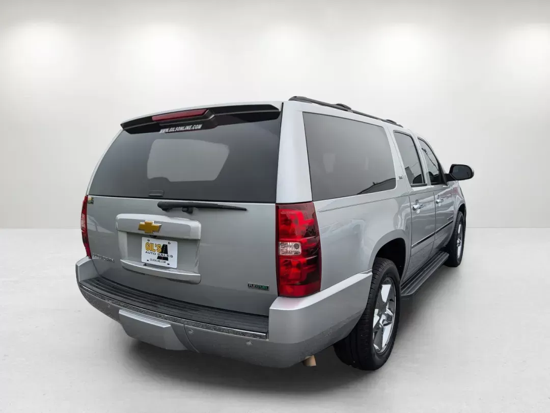 2012 /Ebony Chevrolet Suburban LTZ (1GNSCKE05CR) with an Gas/Ethanol V8 5.3L/323 engine, 6-Speed Automatic transmission, located at 3959 U.S. 80 W, Phenix City, AL, 36870, (334) 297-4885, 32.469296, -85.135185 - 2012 Chevrolet Suburban LTZ - Photo#4