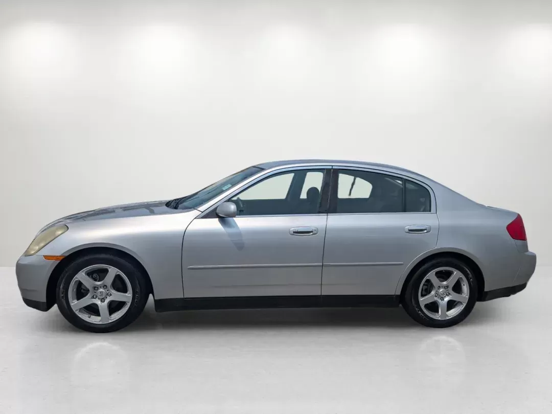 2004 Infiniti G35 Sedan (JNKCV51EX4M) with an Gas V6 3.5L/213 engine, located at 3959 U.S. 80 W, Phenix City, AL, 36870, (334) 297-4885, 32.469296, -85.135185 - 2004 Infiniti G35 Sedan - Photo#8
