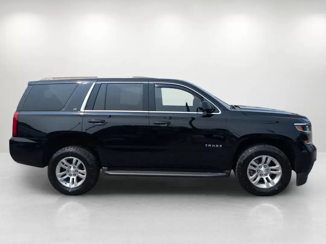 2017 /Jet Black Chevrolet Tahoe LT (1GNSCBKC4HR) with an Gas/Ethanol V8 5.3L/325 engine, 6-Speed Automatic transmission, located at 7000 Northlake Connector, Columbus, GA, 31904, (706) 987-8085, 32.524975, -84.978134 - 2017 Chevrolet Tahoe LT - Photo#3