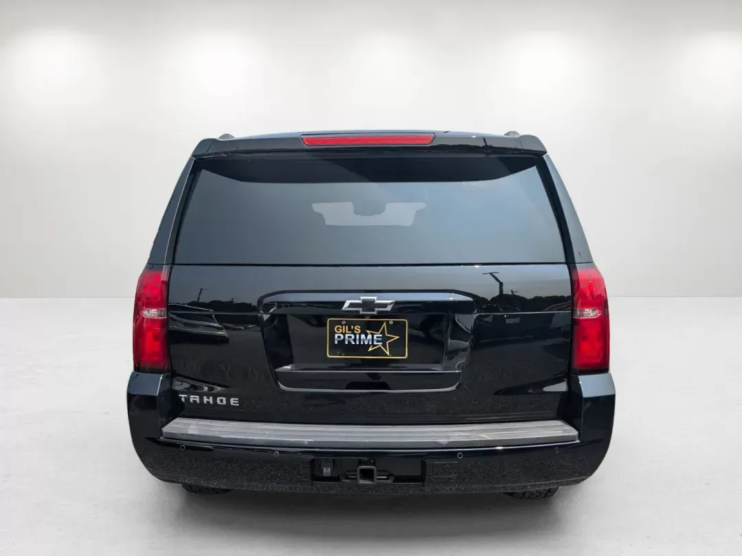 2017 /Jet Black Chevrolet Tahoe LT (1GNSCBKC4HR) with an Gas/Ethanol V8 5.3L/325 engine, 6-Speed Automatic transmission, located at 7000 Northlake Connector, Columbus, GA, 31904, (706) 987-8085, 32.524975, -84.978134 - 2017 Chevrolet Tahoe LT - Photo#5