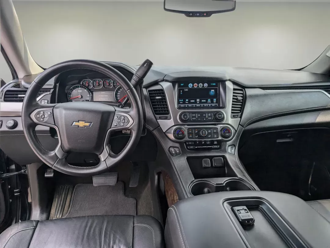 2017 /Jet Black Chevrolet Tahoe LT (1GNSCBKC4HR) with an Gas/Ethanol V8 5.3L/325 engine, 6-Speed Automatic transmission, located at 7000 Northlake Connector, Columbus, GA, 31904, (706) 987-8085, 32.524975, -84.978134 - 2017 Chevrolet Tahoe LT - Photo#12