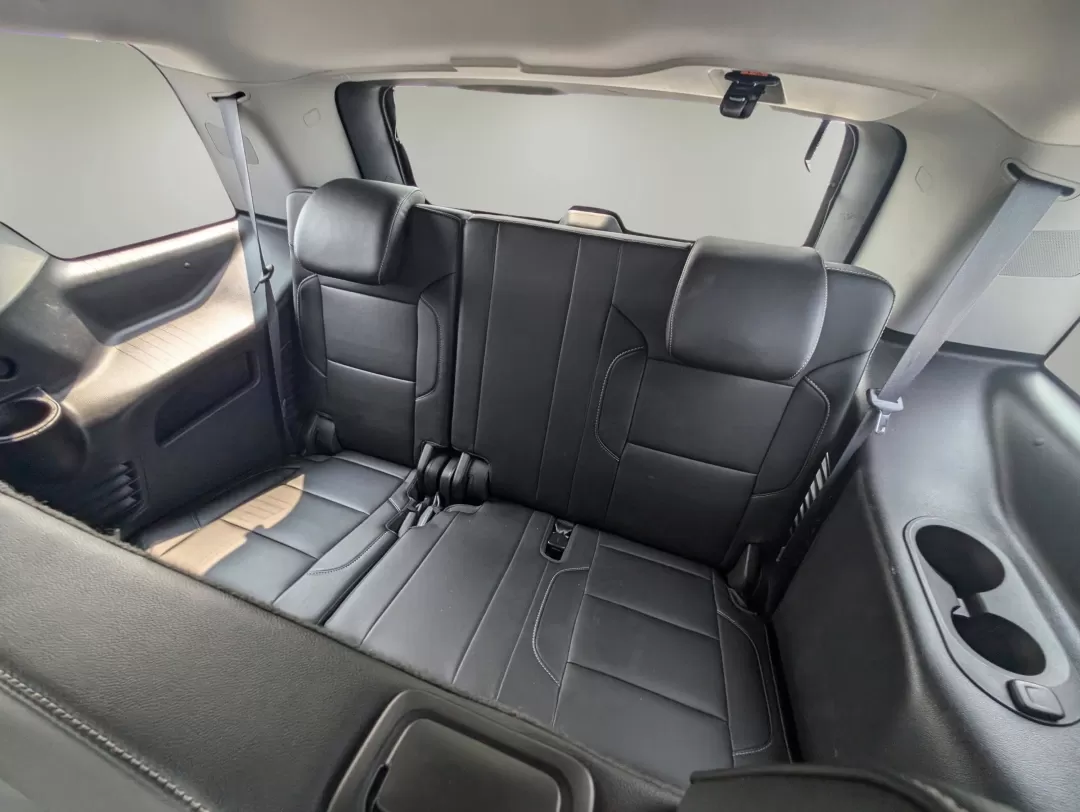 2017 /Jet Black Chevrolet Tahoe LT (1GNSCBKC4HR) with an Other engine, located at 5115 14th Ave., Columbus, GA, 31904, (706) 323-0345, 32.511494, -84.971046 - Discover your next adventure with the 2017 Chevrolet Tahoe LT, perfect for families on the go, weekend explorers, or anyone in need of a reliable and spacious SUV. With its robust capabilities and luxurious features, this beauty combines performance and comfort, making it ideal for the winding roads - Photo#11