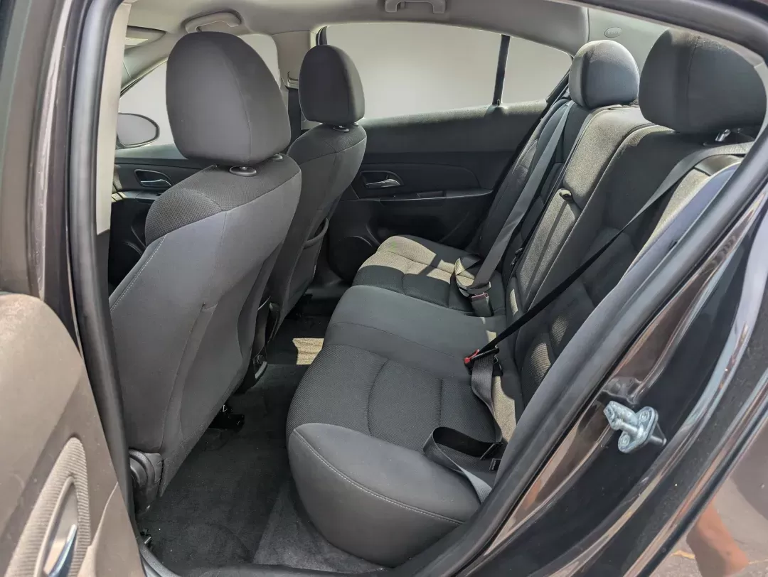 2016 /Jet Black Chevrolet Cruze Limited LT (1G1PE5SB7G7) with an Turbocharged Gas I4 1.4L/83 engine, 6-Speed Automatic transmission, located at 7000 Northlake Connector, Columbus, GA, 31904, (706) 987-8085, 32.524975, -84.978134 - 2016 Chevrolet Cruze Limited LT - Photo#10