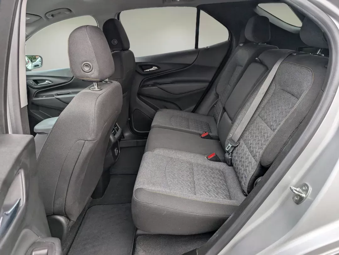 2022 /Jet Black Chevrolet Equinox LT (2GNAXTEV9N6) with an Turbocharged Gas I4 1.5L/92 engine, 6-Speed Automatic transmission, located at 3959 U.S. 80 W, Phenix City, AL, 36870, (334) 297-4885, 32.469296, -85.135185 - 2022 Chevrolet Equinox LT - Photo#11