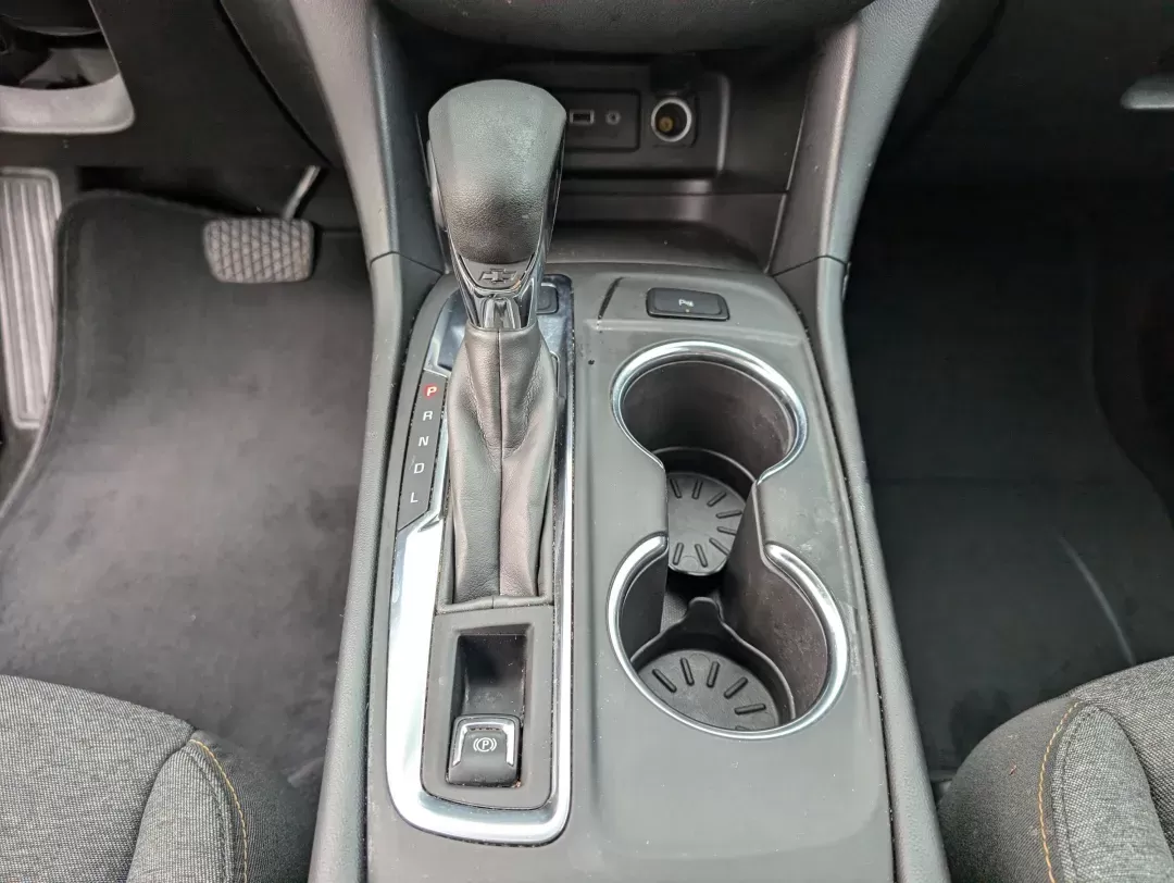 2022 /Jet Black Chevrolet Equinox LT (2GNAXTEV9N6) with an Turbocharged Gas I4 1.5L/92 engine, 6-Speed Automatic transmission, located at 3959 U.S. 80 W, Phenix City, AL, 36870, (334) 297-4885, 32.469296, -85.135185 - 2022 Chevrolet Equinox LT - Photo#13