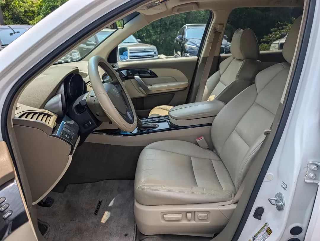 2007 Acura MDX (2HNYD28237H) with an Gas V6 3.7L/224 engine, 5-Speed Automatic w/OD transmission, located at 3959 U.S. 80 W, Phenix City, AL, 36870, (334) 297-4885, 32.469296, -85.135185 - 2007 Acura MDX - Photo#9