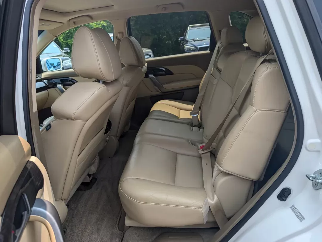 2007 Acura MDX (2HNYD28237H) with an Gas V6 3.7L/224 engine, 5-Speed Automatic w/OD transmission, located at 3959 U.S. 80 W, Phenix City, AL, 36870, (334) 297-4885, 32.469296, -85.135185 - 2007 Acura MDX - Photo#10