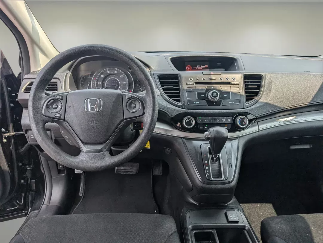 2016 Honda CR-V SE (2HKRM3H44GH) with an Regular Unleaded I-4 2.4 L/144 engine, 1-Speed CVT w/OD transmission, located at 1430 Gateway Drive, Opelika, AL, 36801, (334) 239-0944, 32.637871, -85.409790 - 2016 Honda CR-V SE - Photo#11