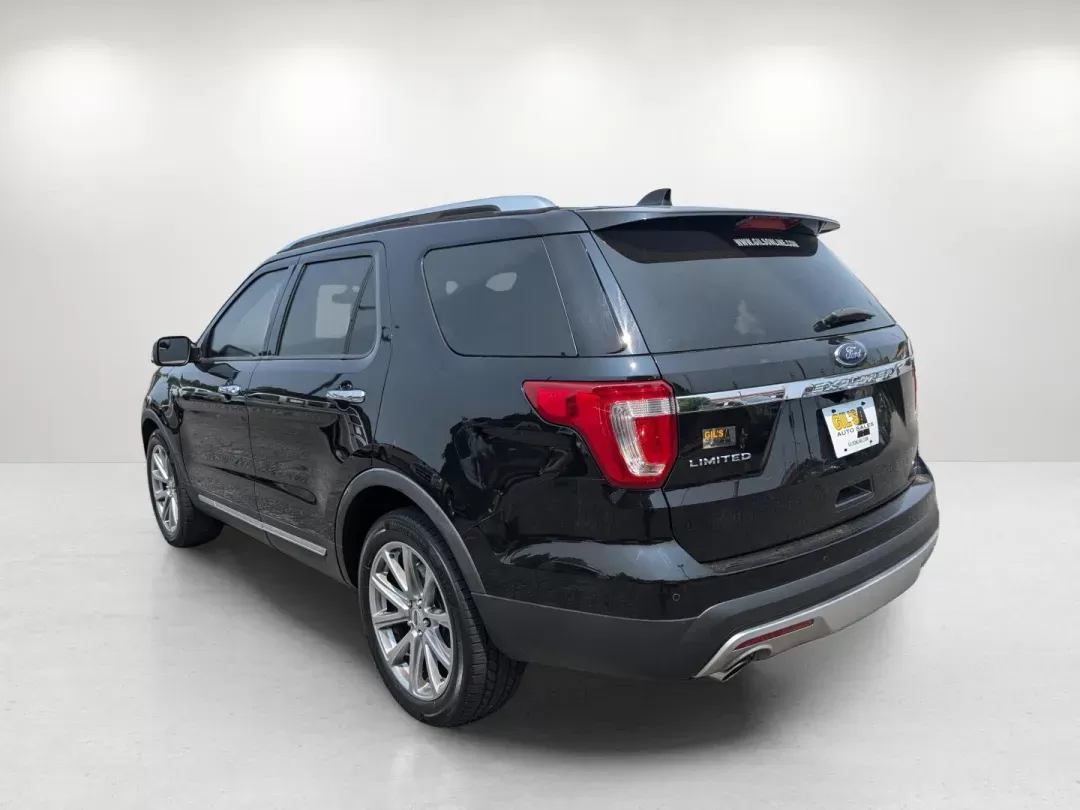 2017 Ford Explorer Limited (1FM5K7F85HG) with an Regular Unleaded V-6 3.5 L/213 engine, 6-Speed Automatic w/OD transmission, located at 5115 14th Ave., Columbus, GA, 31904, (706) 323-0345, 32.511494, -84.971046 - 2017 Ford Explorer Limited - Photo#6