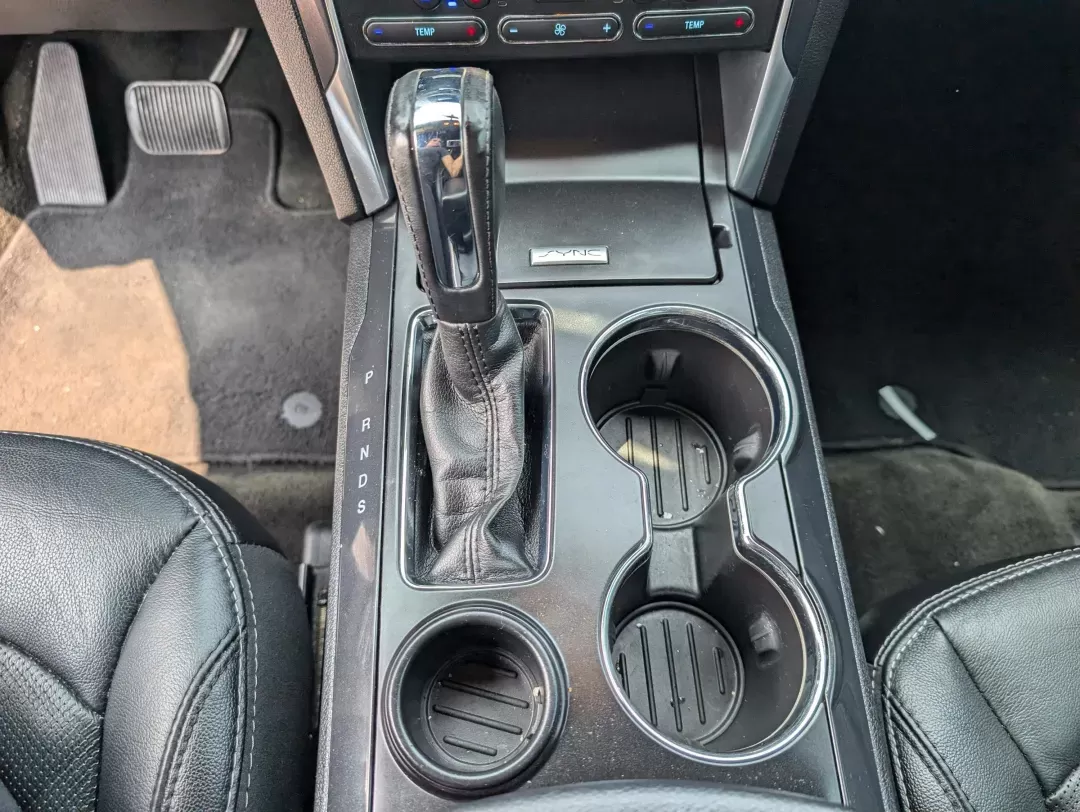 2017 Ford Explorer Limited (1FM5K7F85HG) with an Regular Unleaded V-6 3.5 L/213 engine, 6-Speed Automatic w/OD transmission, located at 5115 14th Ave., Columbus, GA, 31904, (706) 323-0345, 32.511494, -84.971046 - 2017 Ford Explorer Limited - Photo#14