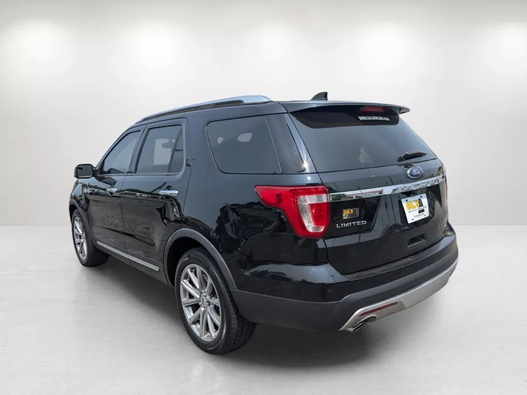 2017 Ford Explorer Limited (1FM5K7F85HG) with an Other engine, located at 804 22nd Ave, Phenix City, AL, 36870, (334) 297-1860, 32.484749, -85.024475 - **Embark on Your Next Adventure with the 2017 Ford Explorer Limited at Gils Auto - Columbus!**<br /> <br /> Are you seeking the perfect vehicle for family road trips, daily commutes, or weekend getaways? Look no further! The 2017 Ford Explorer Limited is an exceptional SUV that offers space, comfort - Photo#6
