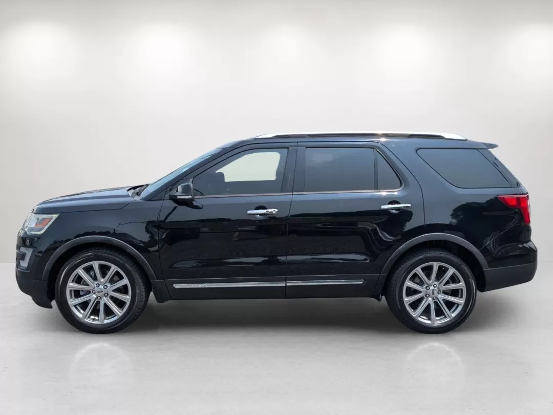2017 Ford Explorer Limited (1FM5K7F85HG) with an Other engine, located at 804 22nd Ave, Phenix City, AL, 36870, (334) 297-1860, 32.484749, -85.024475 - **Embark on Your Next Adventure with the 2017 Ford Explorer Limited at Gils Auto - Columbus!**<br /> <br /> Are you seeking the perfect vehicle for family road trips, daily commutes, or weekend getaways? Look no further! The 2017 Ford Explorer Limited is an exceptional SUV that offers space, comfort - Photo#7