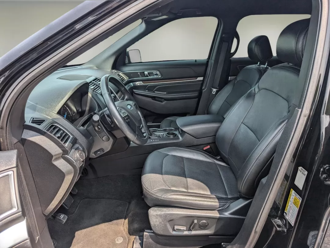 2017 Ford Explorer Limited (1FM5K7F85HG) with an Other engine, located at 804 22nd Ave, Phenix City, AL, 36870, (334) 297-1860, 32.484749, -85.024475 - **Embark on Your Next Adventure with the 2017 Ford Explorer Limited at Gils Auto - Columbus!**<br /> <br /> Are you seeking the perfect vehicle for family road trips, daily commutes, or weekend getaways? Look no further! The 2017 Ford Explorer Limited is an exceptional SUV that offers space, comfort - Photo#9