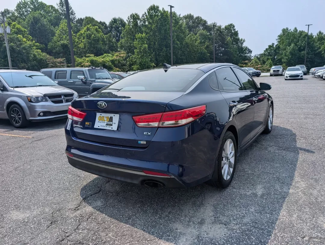 2016 /Gray Kia Optima EX (5XXGU4L37GG) with an Regular Unleaded I-4 2.4 L/144 engine, 6-Speed Automatic w/OD transmission, located at 3959 U.S. 80 W, Phenix City, AL, 36870, (334) 297-4885, 32.469296, -85.135185 - 2016 Kia Optima EX - Photo#4