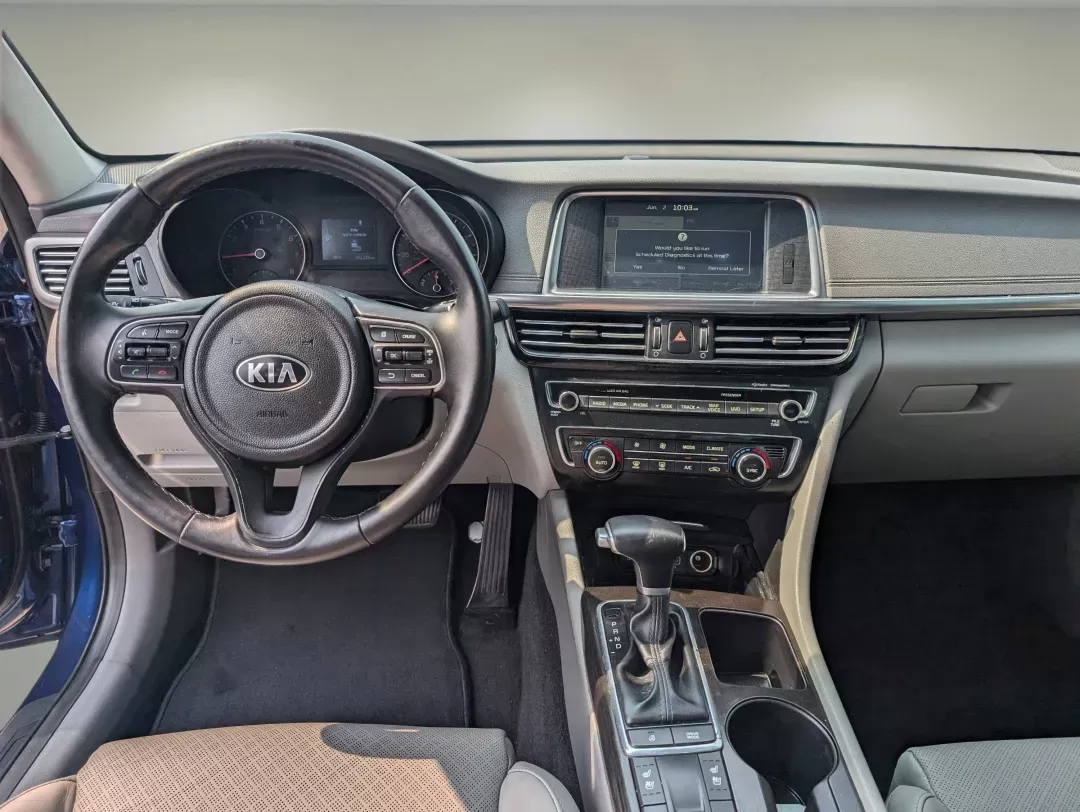 2016 /Gray Kia Optima EX (5XXGU4L37GG) with an Regular Unleaded I-4 2.4 L/144 engine, 6-Speed Automatic w/OD transmission, located at 3959 U.S. 80 W, Phenix City, AL, 36870, (334) 297-4885, 32.469296, -85.135185 - 2016 Kia Optima EX - Photo#12